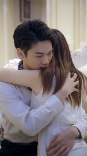 我家娇妻总想跑（全集）热门短剧新剧推荐