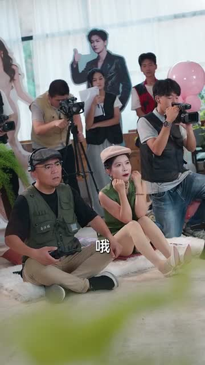 反套路恋综顶流小花难招架（80集）全网最快更新短剧免费看