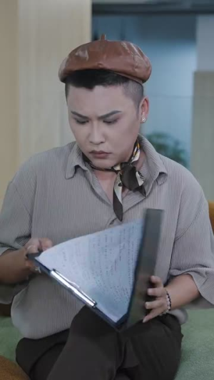 短剧《我靠怨气收集系统成为巨星》82集短剧超清画质随心看