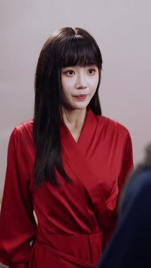 绝美师尊让我下山找明星老婆（72集）免费观看排行榜前十短剧