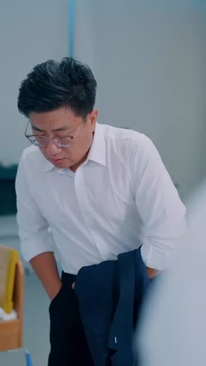 职业医生开局一个医疗修改器（80集）短剧大结局一气呵成