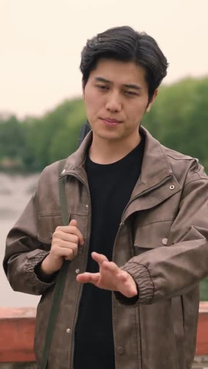 短剧《我在大山脚下修了个假仙》81集短剧网盘免费下载高清看