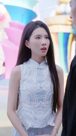 皇后驾到:反派人设崩不住了(92集) 皇后驾到:反派人设崩不住了(92集)精彩短剧看全集