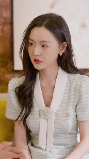 短剧《学姐请庇护》60集短剧1080P高清免费看