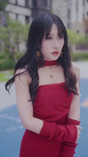 短剧《中年被裁后，我拿下总裁弟弟》66集短剧高清完整版免费畅看