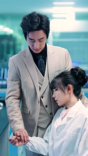 出狱后，我举世无双（69集）左下角看全集热门短剧推荐