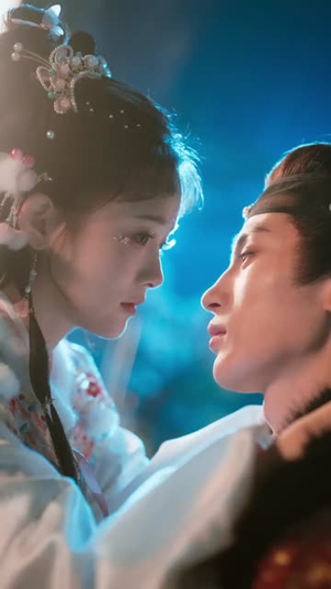 短剧《糟糕！和闺蜜一起穿书后把反派玩坏了》75集短剧无广告免费看全集