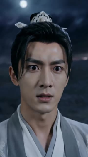 短剧《穿越了不仅得苟，还得抱大腿！》74集短剧高清全集免费在线览